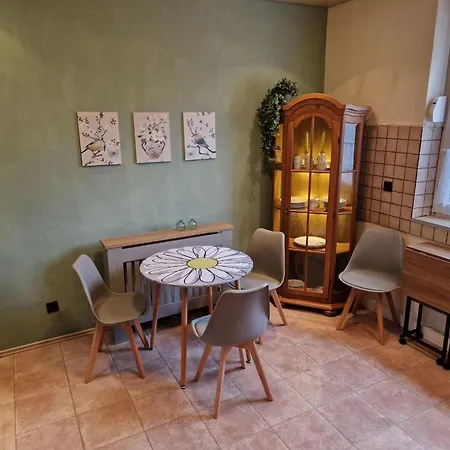 Am Rhein By Interhome Duisburg